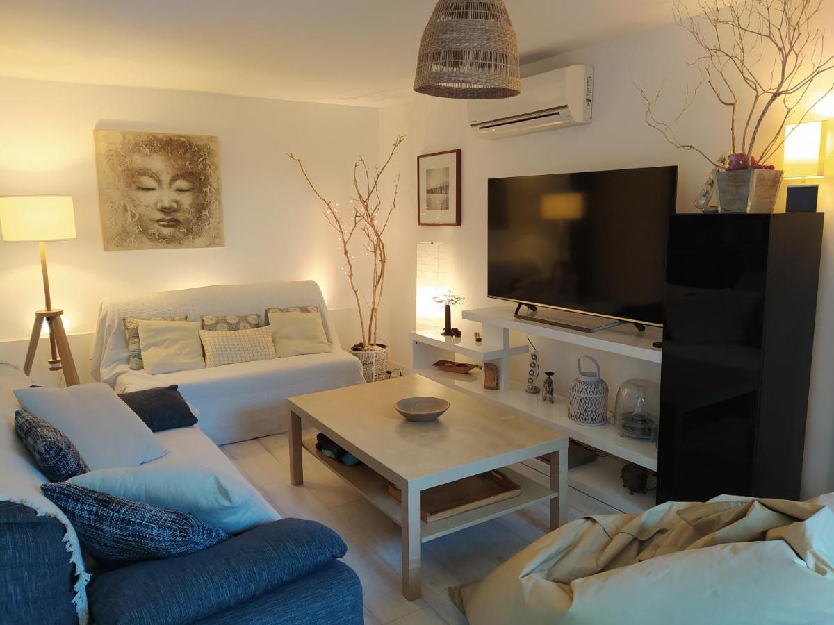 Les Mondes - Appartement Bas De Maison Ensues-la-Redonne Exterior photo